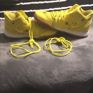 Nike Kyrie 5 spongebobs